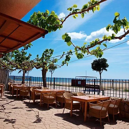 Pueblo El Dorado Playa Otel 4*
